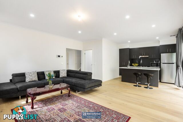 2/6 Prince Edward Avenue Mitcham VIC 3132