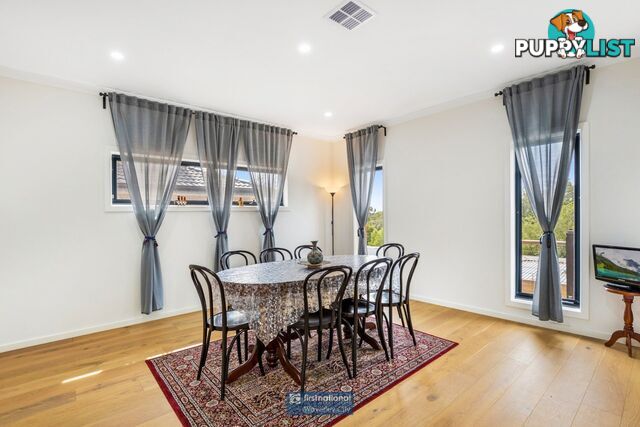 2/6 Prince Edward Avenue Mitcham VIC 3132