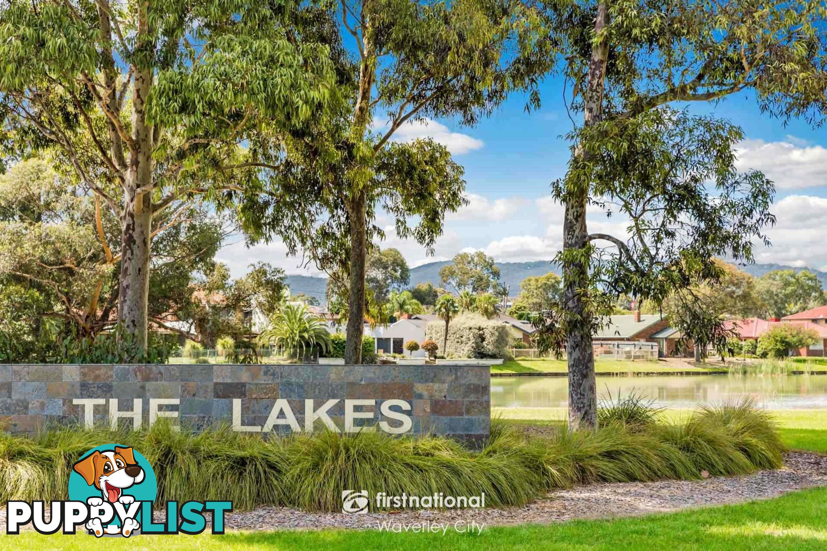 4 Yellowstone Close ROWVILLE VIC 3178