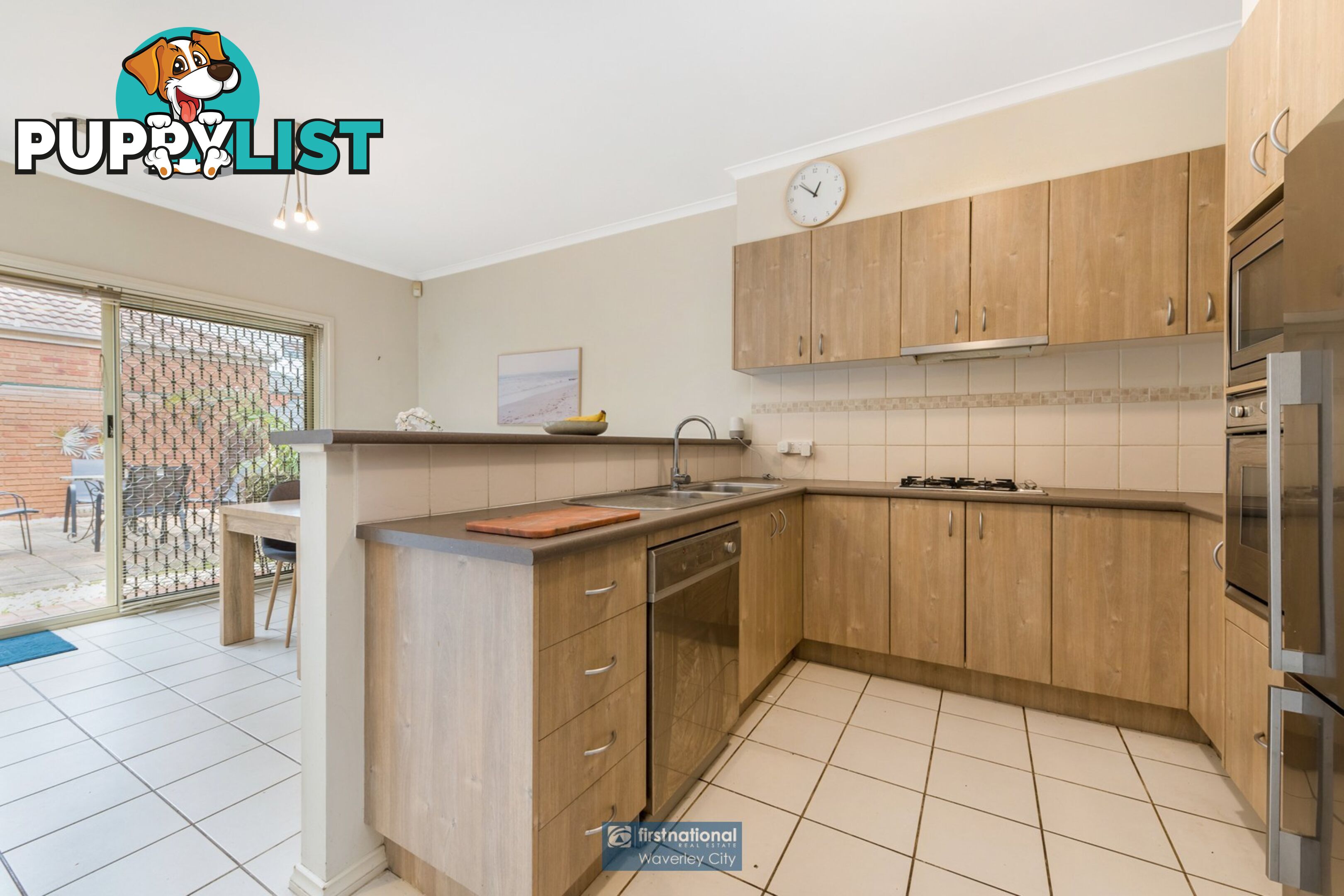 16 Larkspur Circuit Glen Waverley VIC 3150