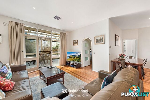 4 Highvale Road GLEN WAVERLEY VIC 3150