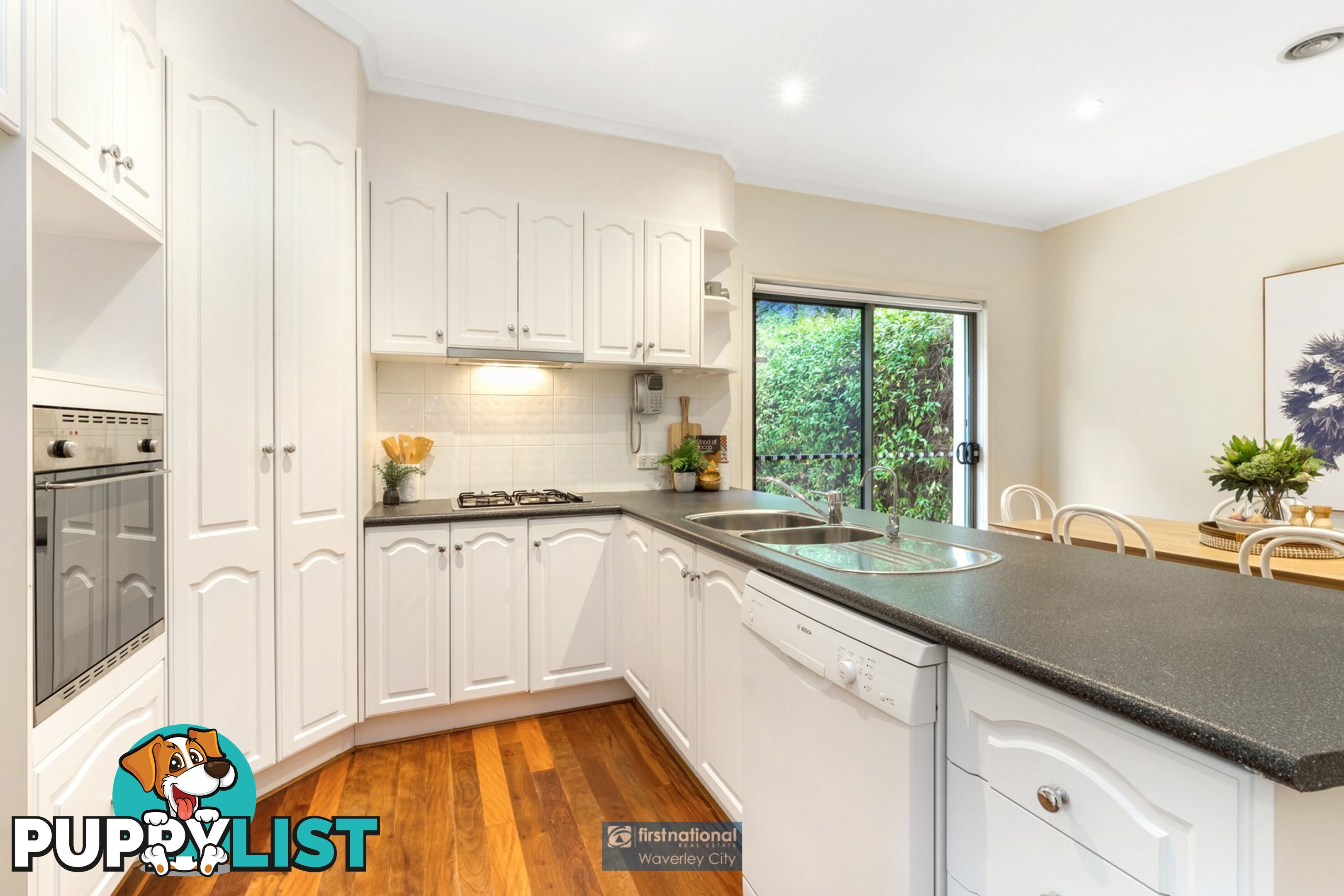 35 Silverwood Way Glen Waverley VIC 3150