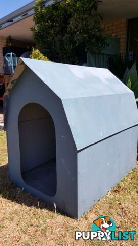 Large Metal Dog Kennel