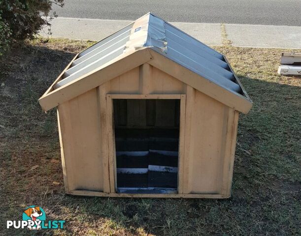 Metal Dog Kennel