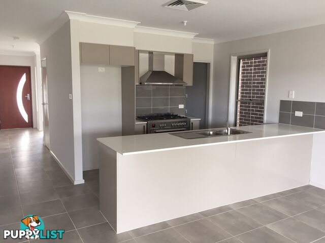31 Cullen Ave JORDAN SPRINGS NSW 2747