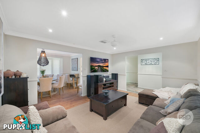 16 The Avenue GLENMORE PARK NSW 2745