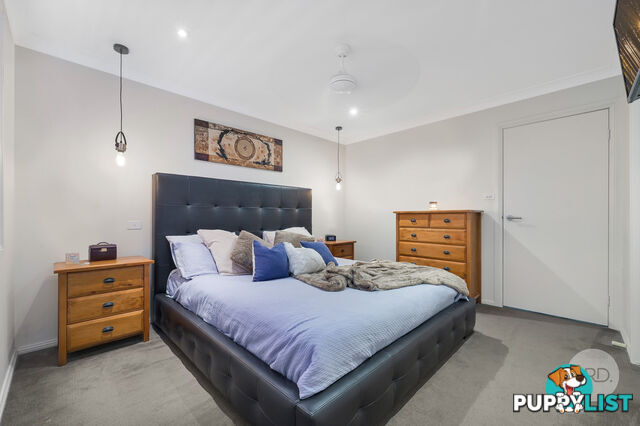 16 The Avenue GLENMORE PARK NSW 2745