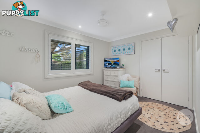 16 The Avenue GLENMORE PARK NSW 2745