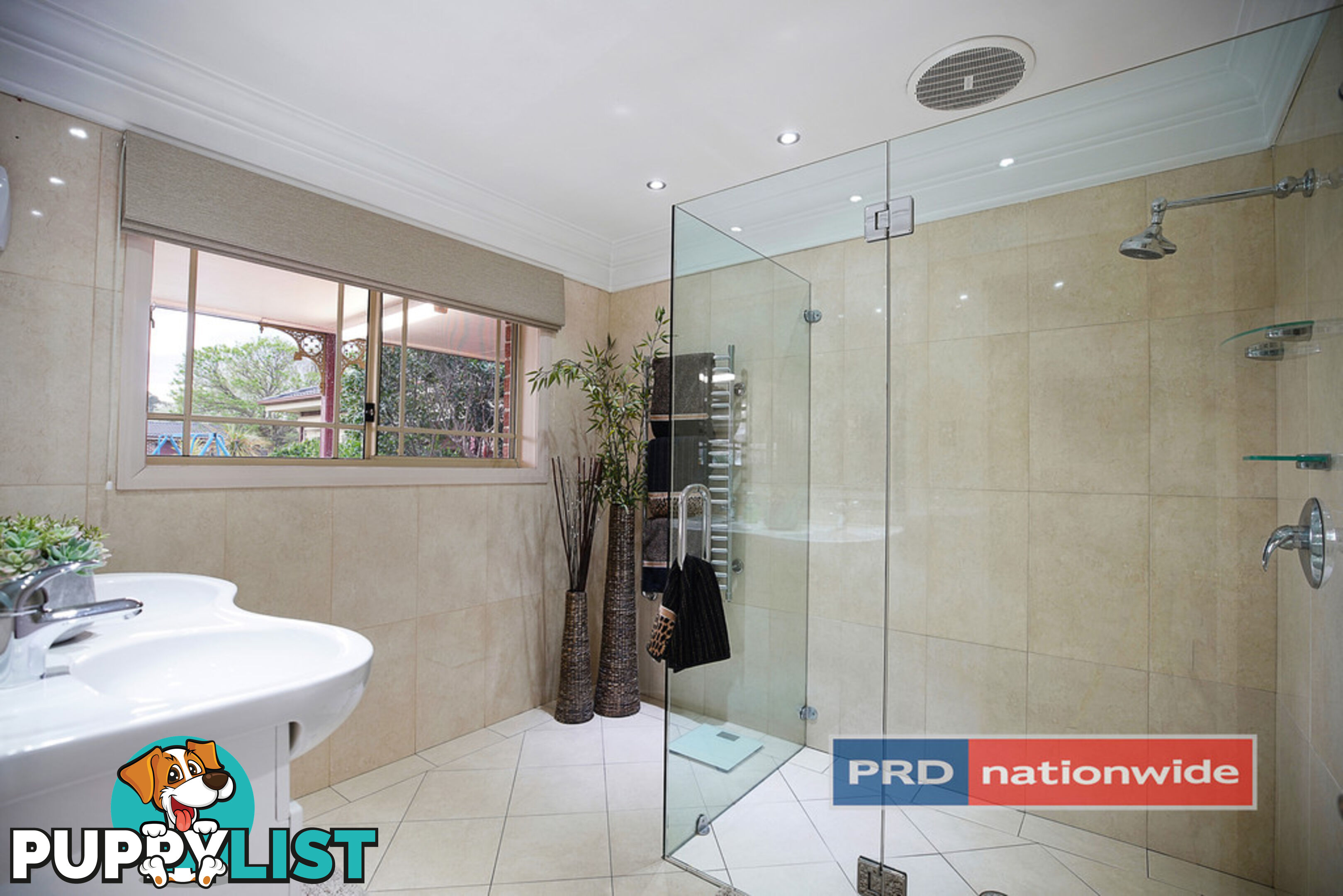 15 Bordeaux Place ORCHARD HILLS NSW 2748