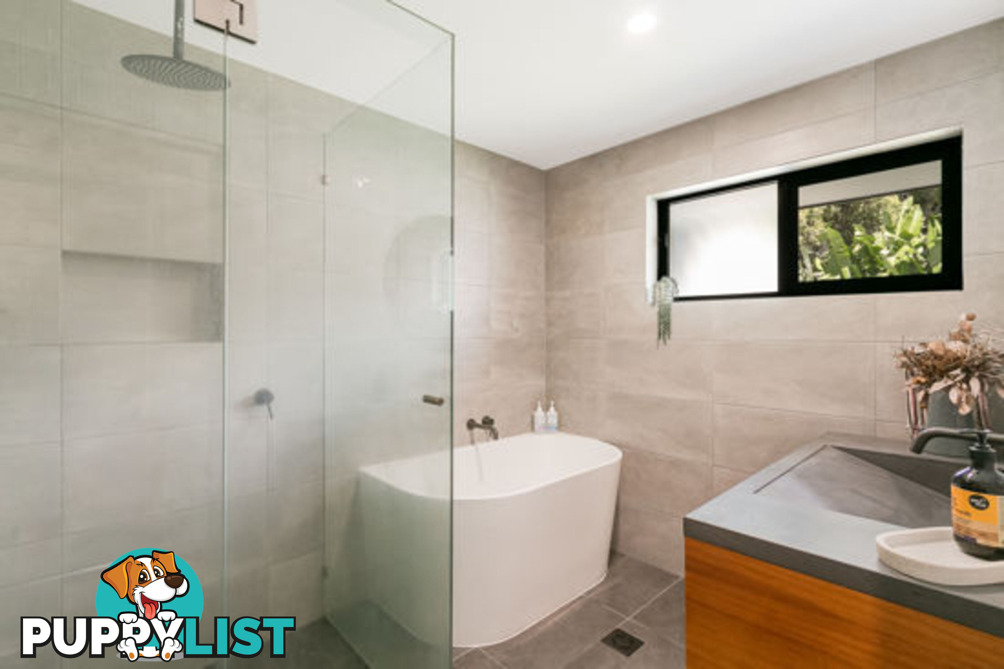 2/2 Red Bass Avenue TWEED HEADS WEST NSW 2485