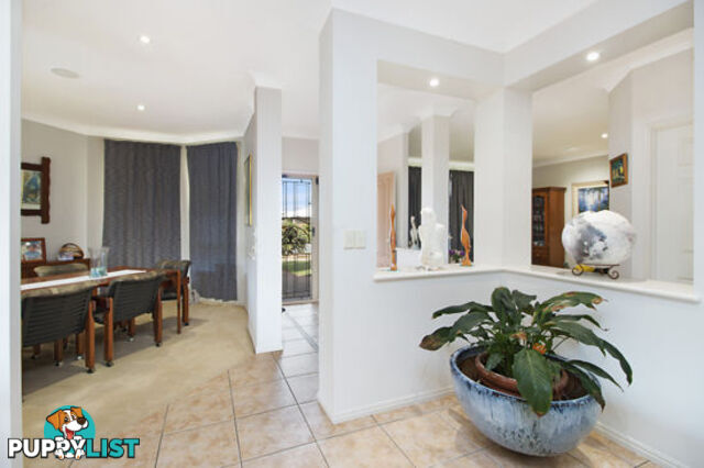 9 Victoria Avenue POTTSVILLE NSW 2489