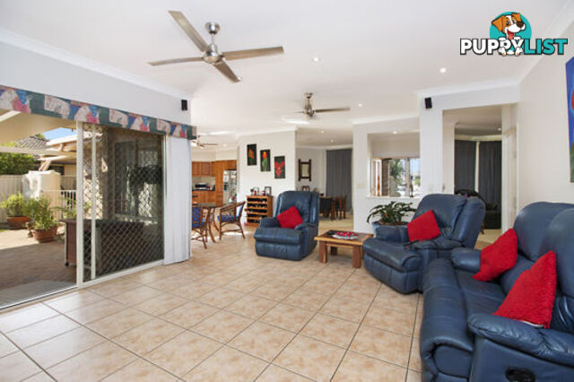 9 Victoria Avenue POTTSVILLE NSW 2489