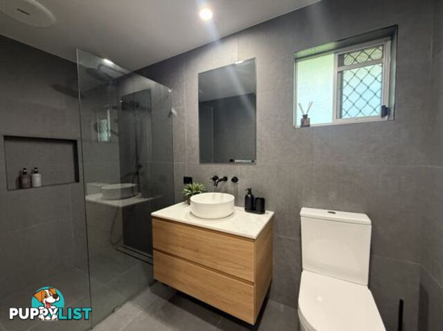 11A Alkira Street TUGUN QLD 4224