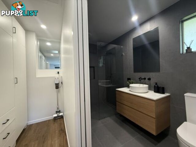 11A Alkira Street TUGUN QLD 4224