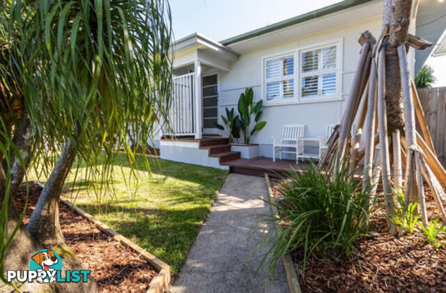 23 Station Street CURRUMBIN WATERS QLD 4223