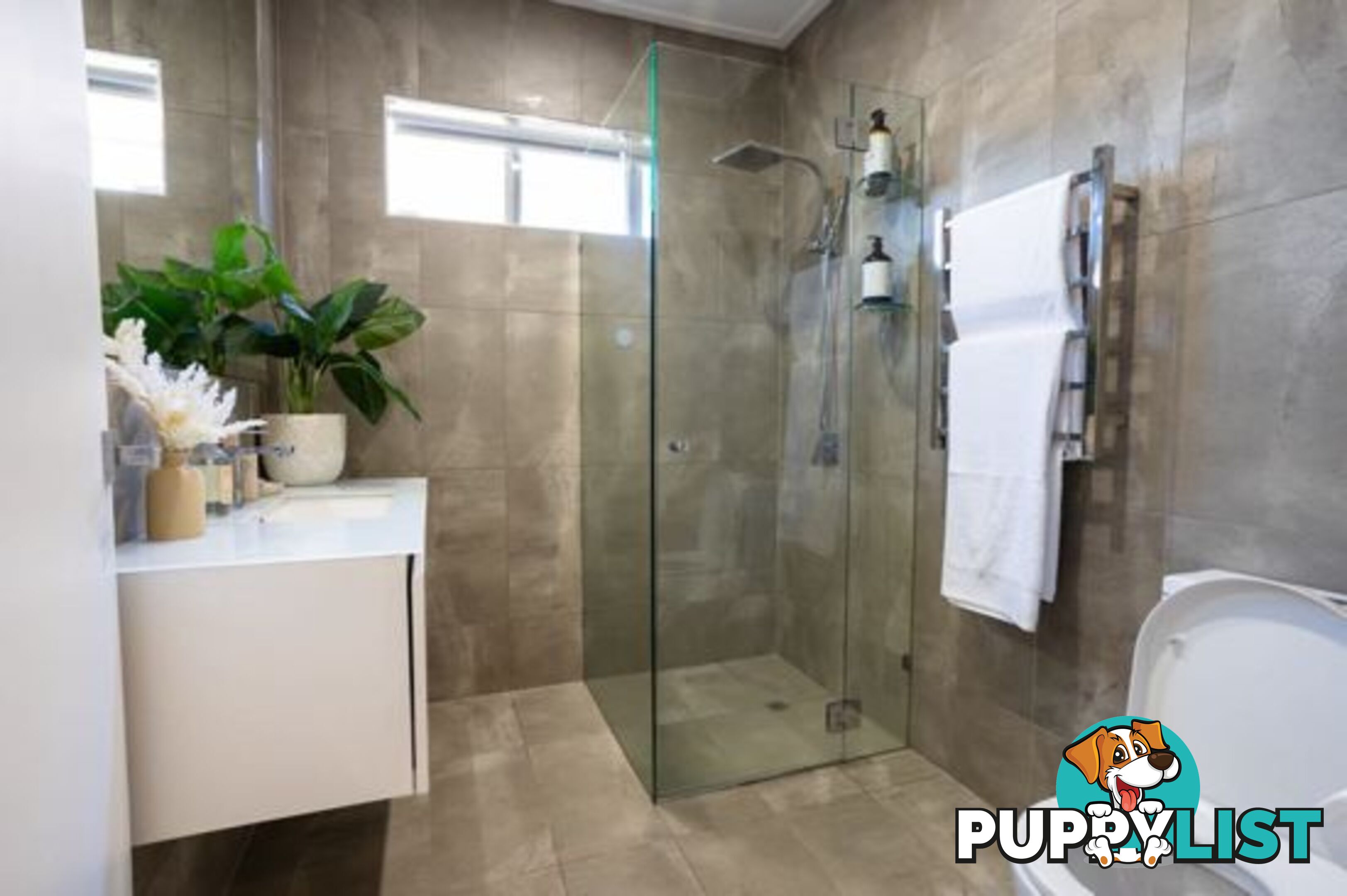 17 Boundary Street CURRUMBIN WATERS QLD 4223