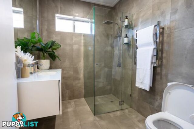 17 Boundary Street CURRUMBIN WATERS QLD 4223