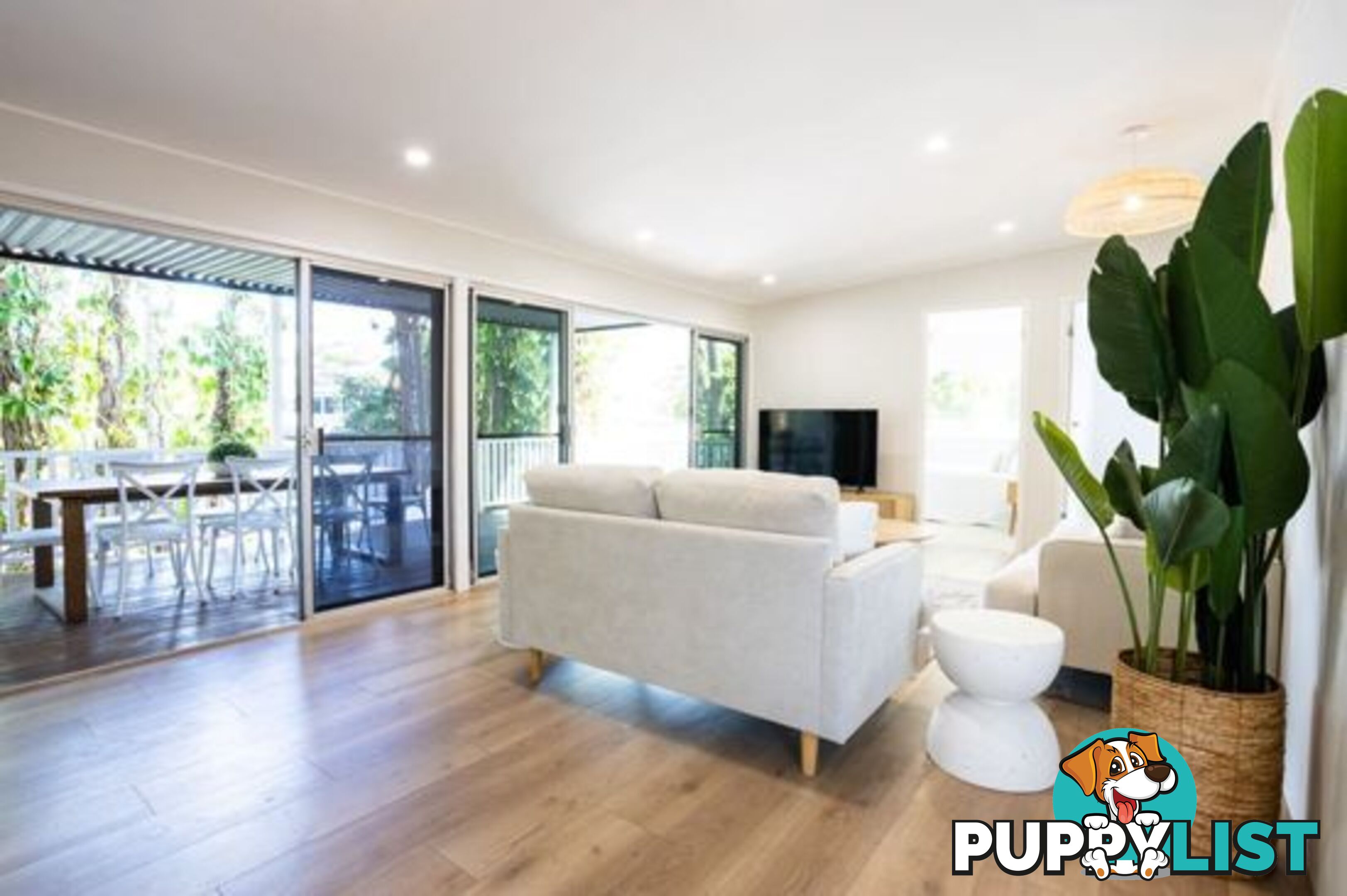 17 Boundary Street CURRUMBIN WATERS QLD 4223
