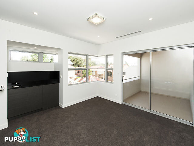 3/140 Labouchere Road COMO WA 6152