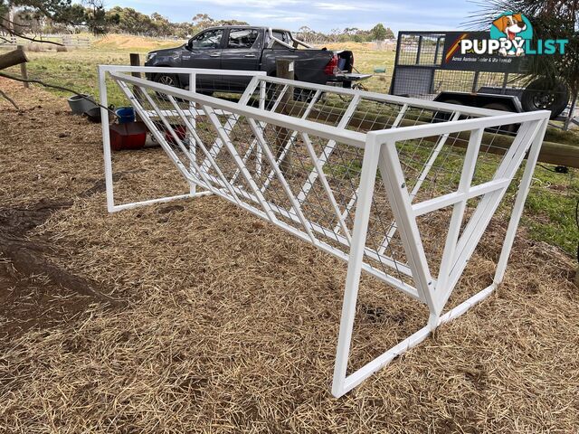 Cattle hay feeders