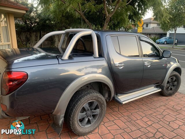 2009 Mitsubishi Triton ML TRITON Ute Manual