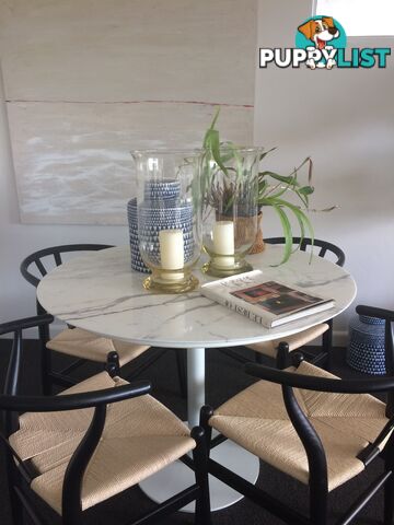 DINING TABLE & DINING CHAIRS