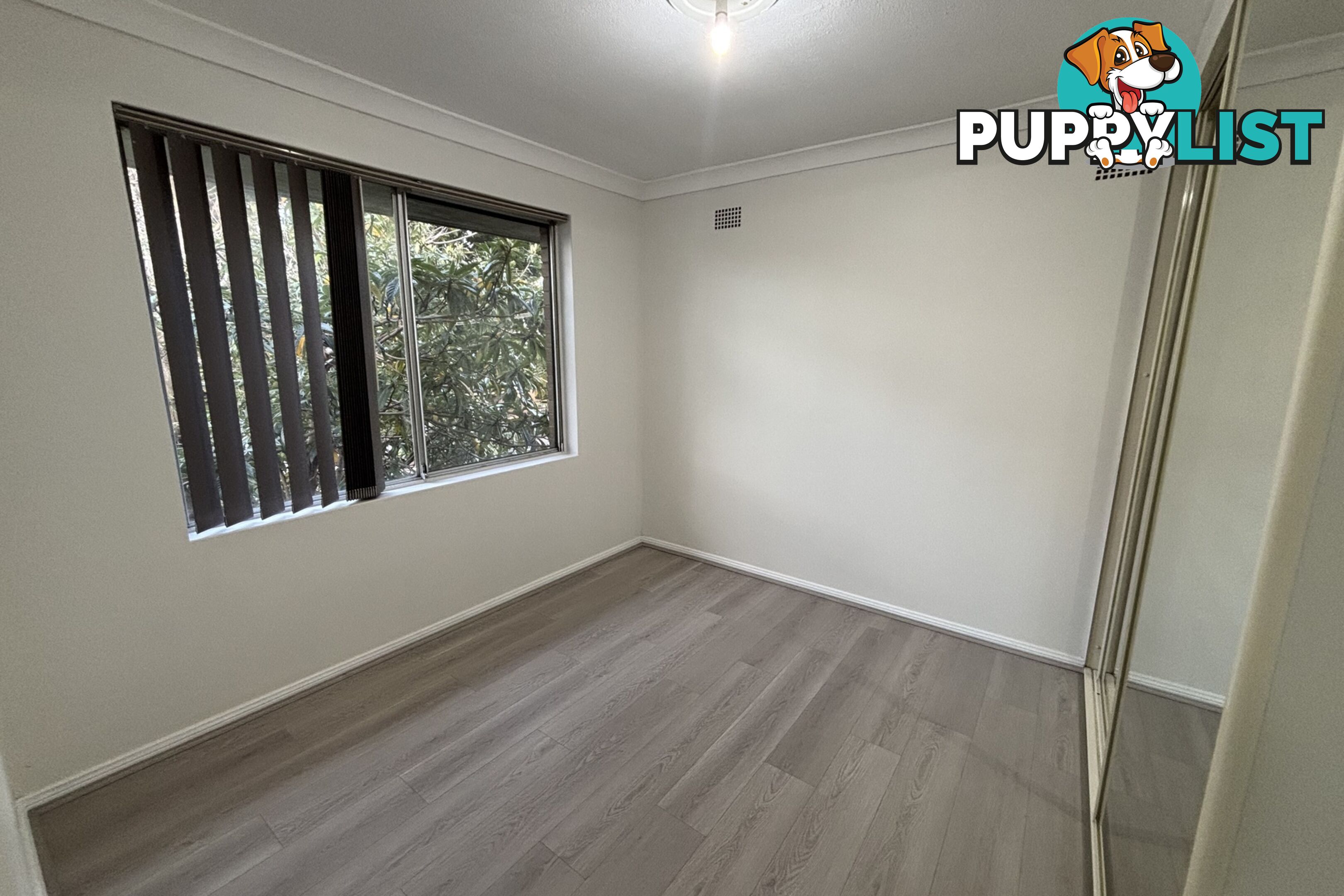 8/15 Allen Street HARRIS PARK NSW 2150