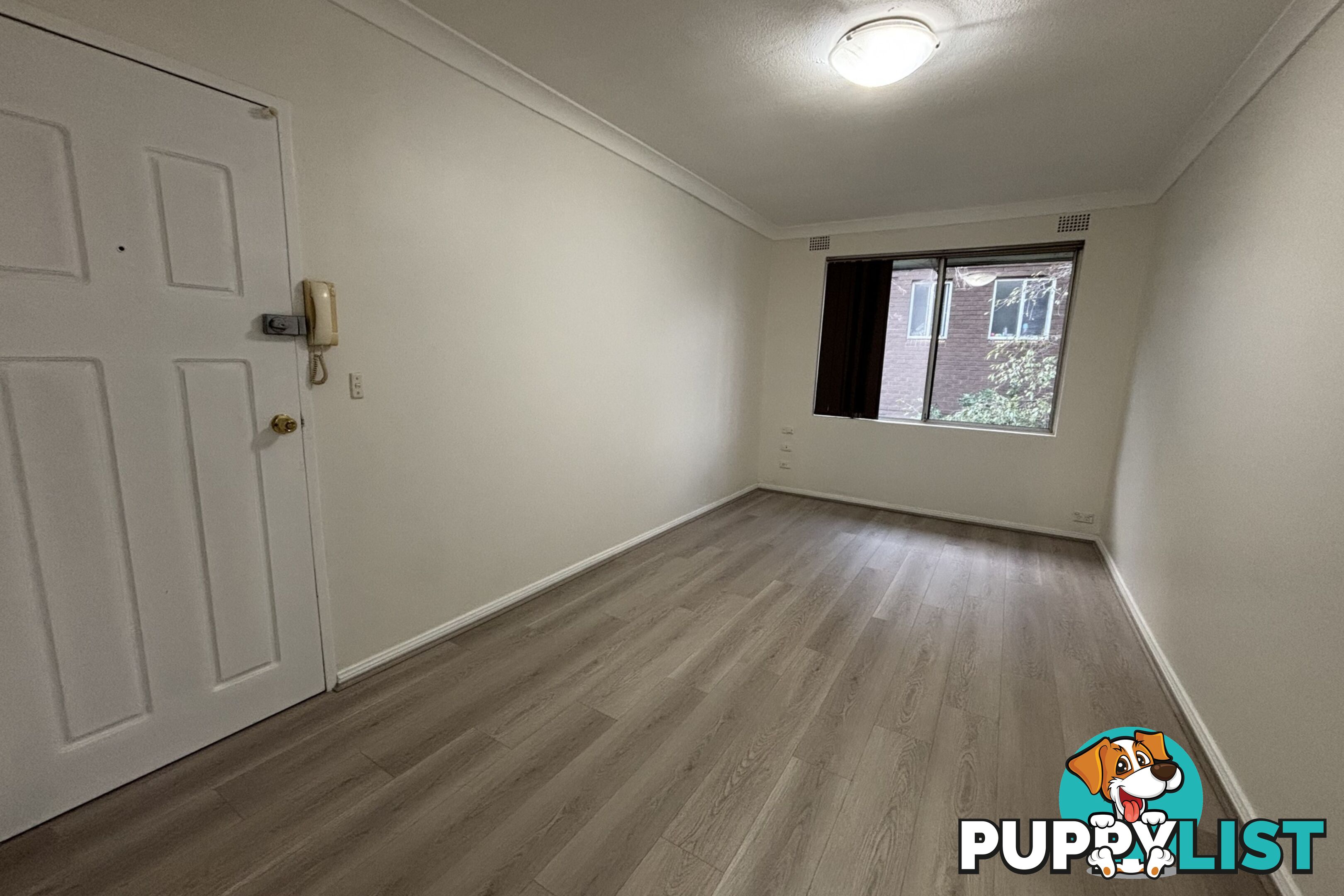 8/15 Allen Street HARRIS PARK NSW 2150