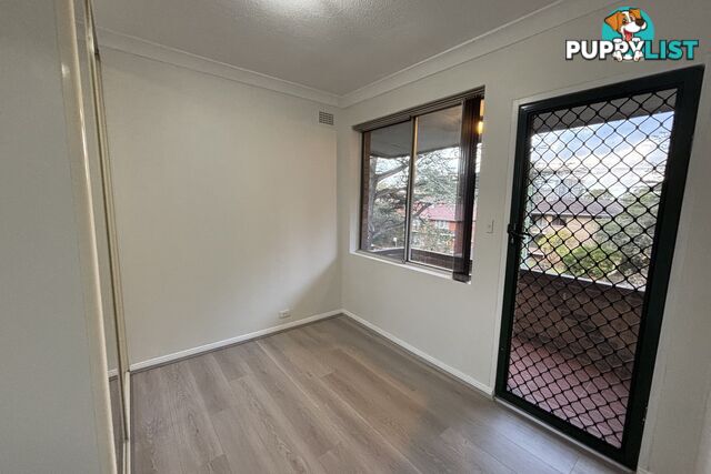 8/15 Allen Street HARRIS PARK NSW 2150