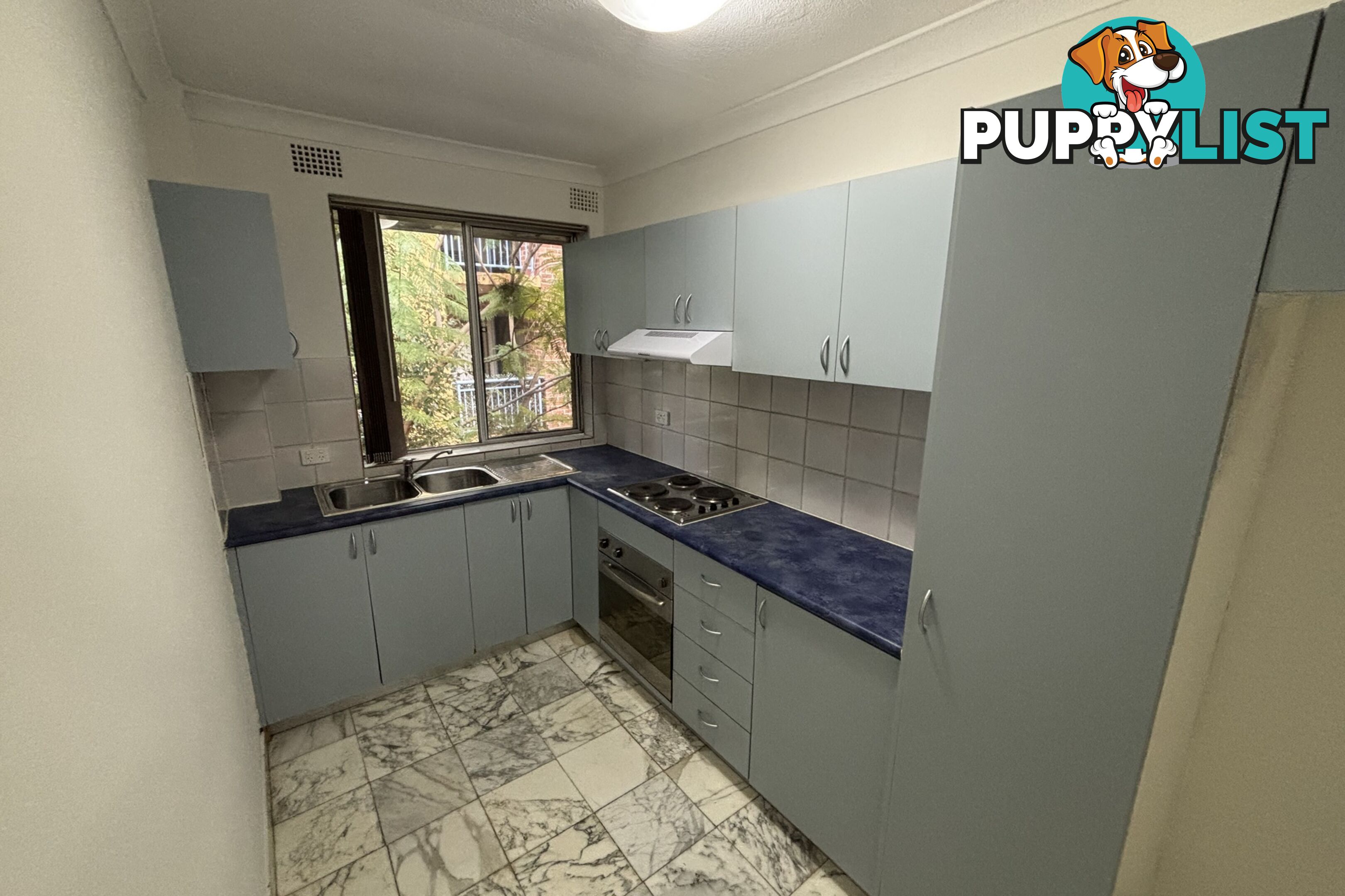 8/15 Allen Street HARRIS PARK NSW 2150