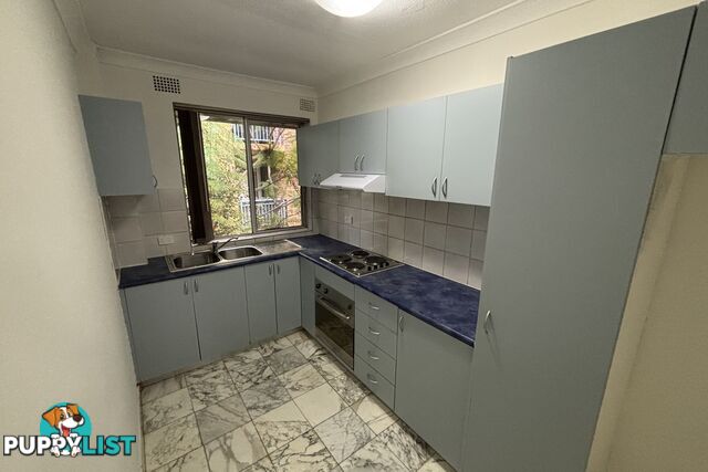 8/15 Allen Street HARRIS PARK NSW 2150