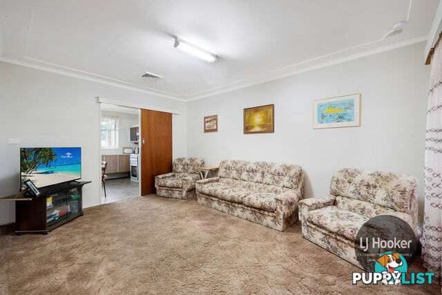 70 Whitaker Street GUILDFORD NSW 2161