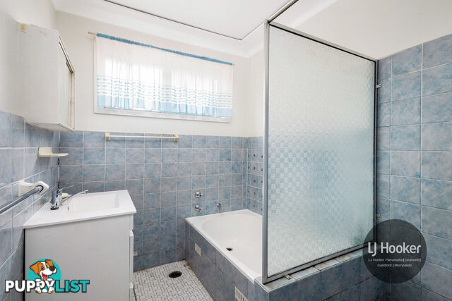 70 Whitaker Street GUILDFORD NSW 2161