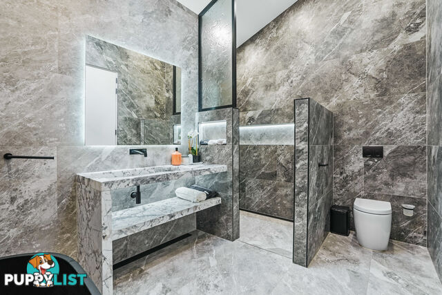 23 & 23a Faulds Road GUILDFORD NSW 2161