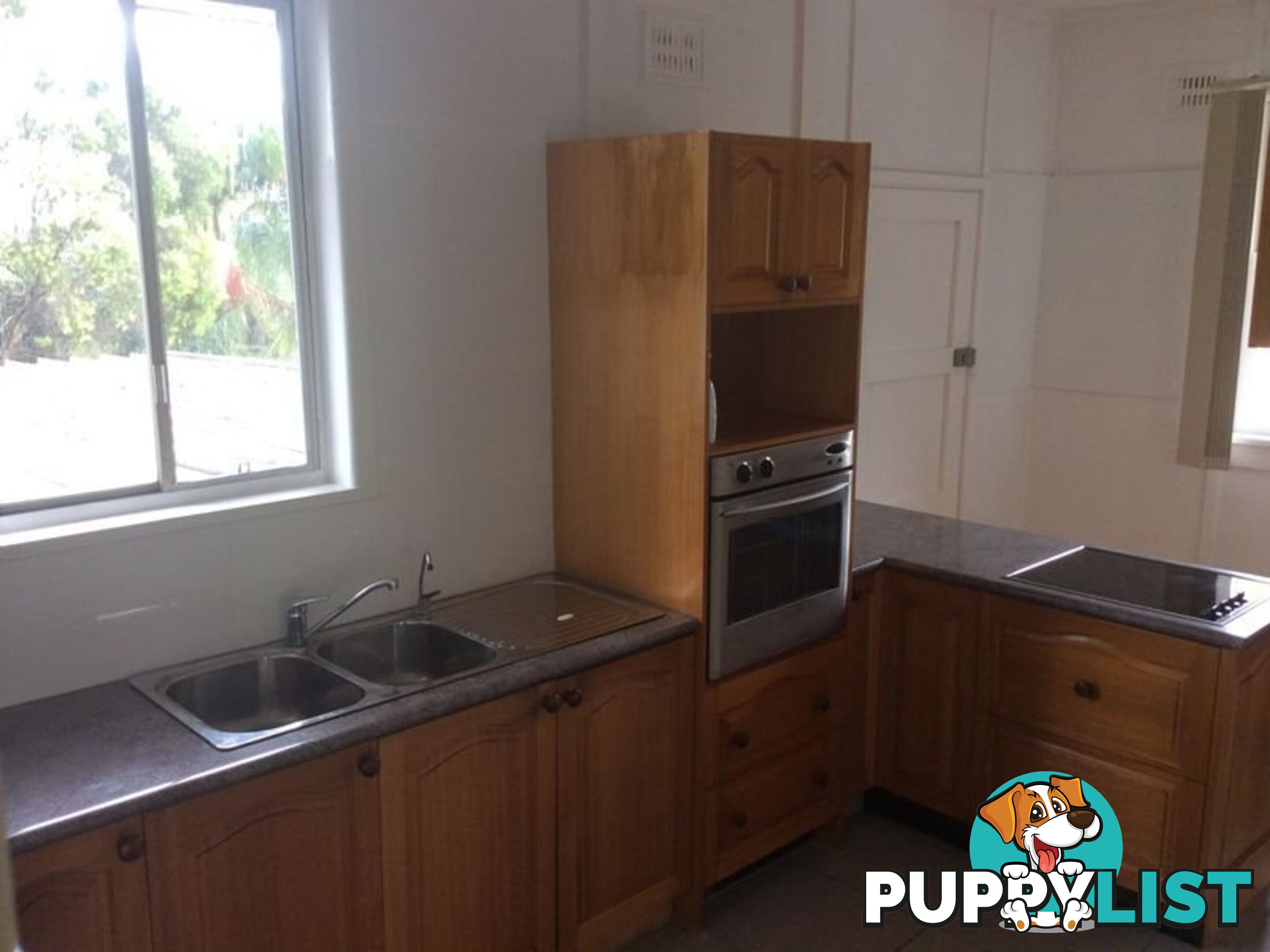 18 Gladys Crescent SEVEN HILLS NSW 2147