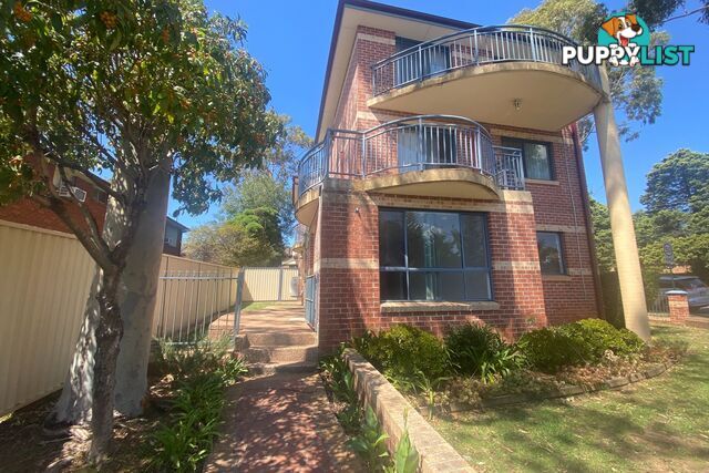 1/18 Sherwood Road MERRYLANDS NSW 2160