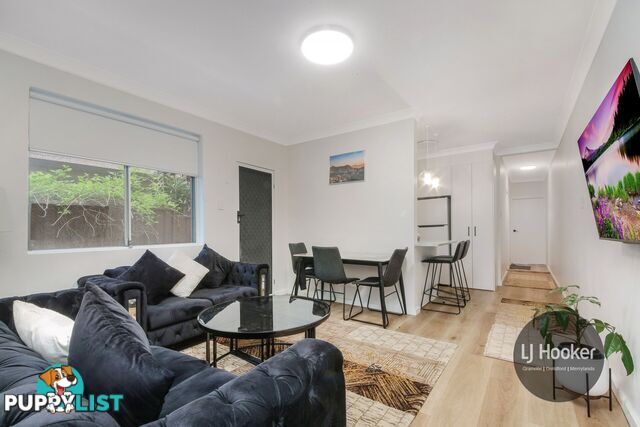 2/26 Hutchinson Street GRANVILLE NSW 2142