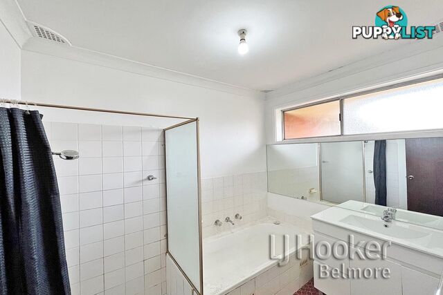 16 Lucinda Ave GEORGES HALL NSW 2198