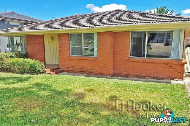 16 Lucinda Ave GEORGES HALL NSW 2198
