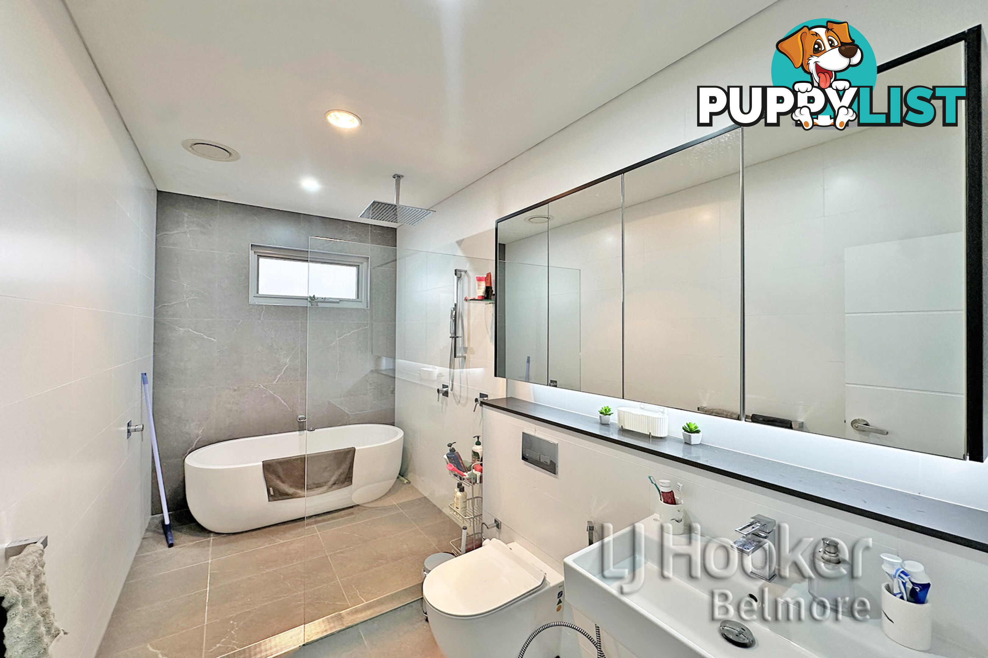 246A Wangee Road GREENACRE NSW 2190
