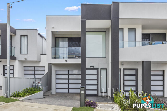 32 Ikara Crescent MOOREBANK NSW 2170
