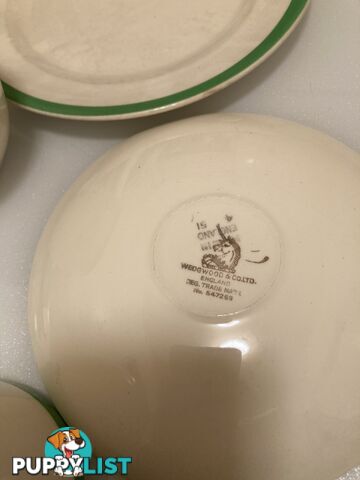 Queens green bread/butter plate, 2 small cups and saucer Wedgwood