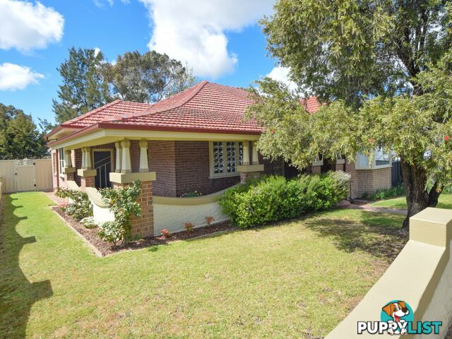 2 Zouch Street YOUNG NSW 2594