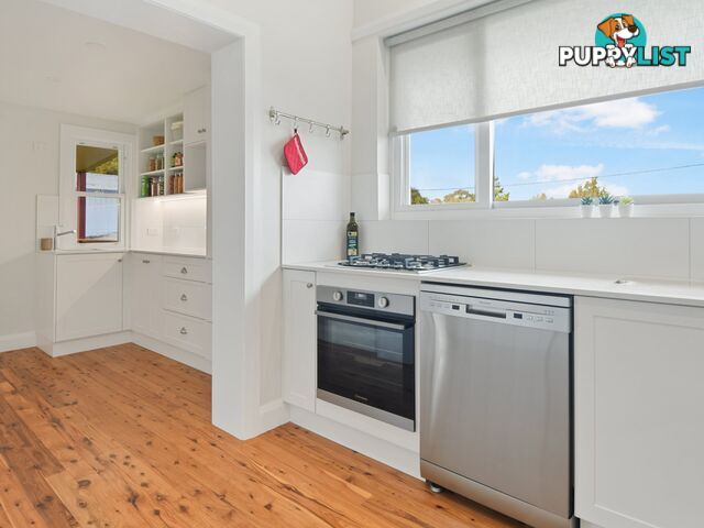 2 Zouch Street YOUNG NSW 2594