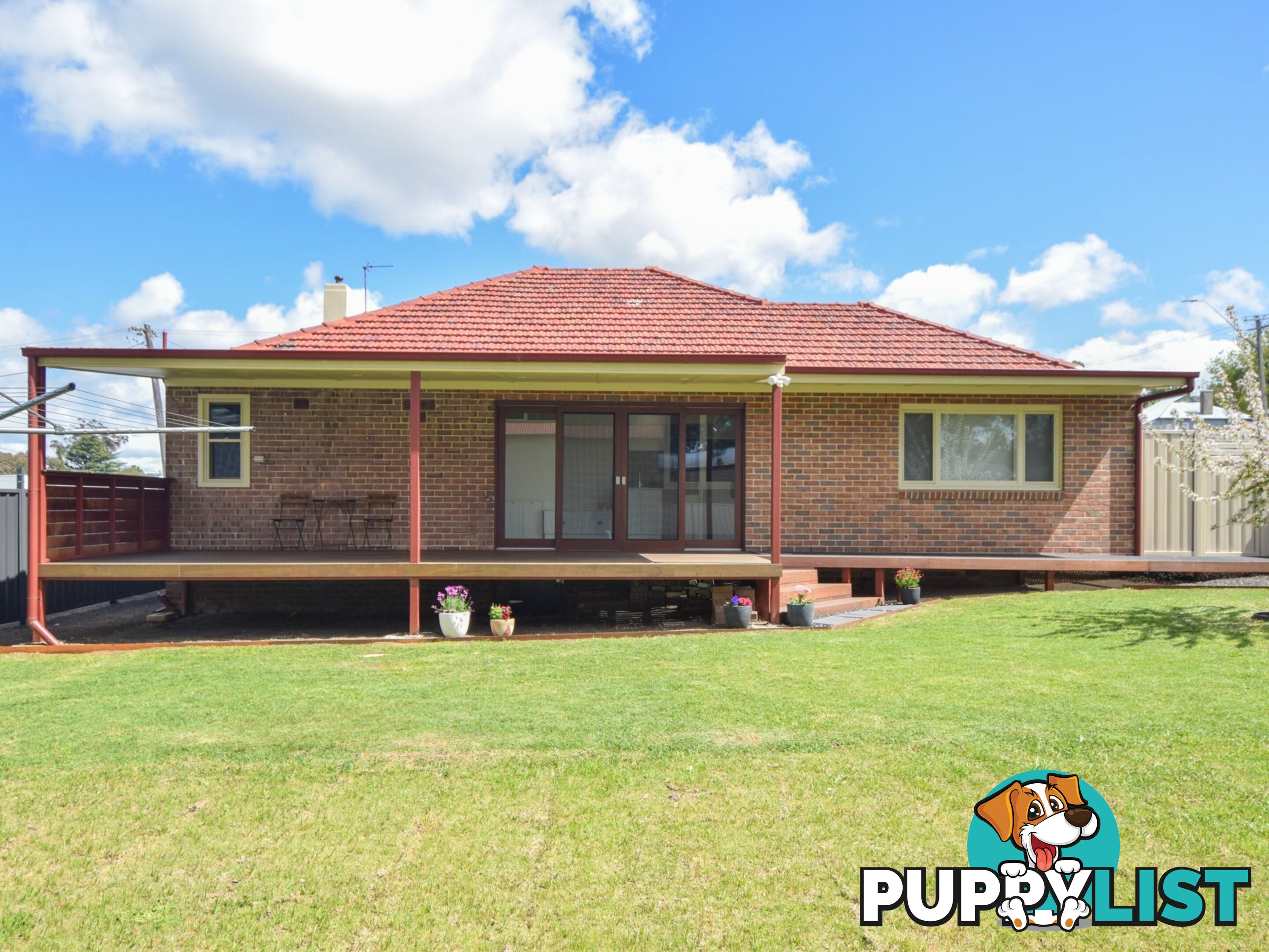 2 Zouch Street YOUNG NSW 2594