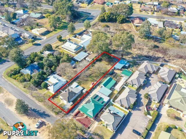 20 Binalong Street YOUNG NSW 2594
