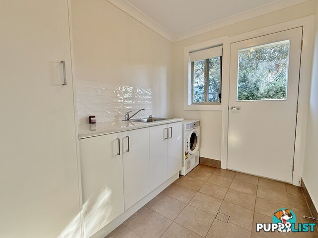 2/33 William Street YOUNG NSW 2594