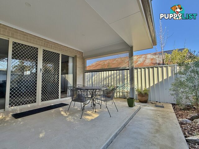 2/33 William Street YOUNG NSW 2594