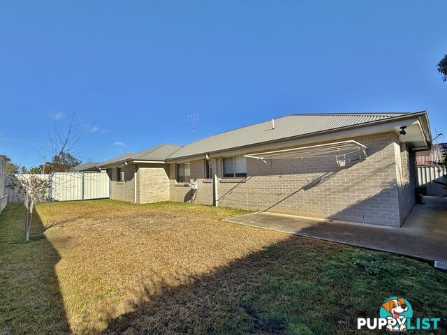 2/33 William Street YOUNG NSW 2594