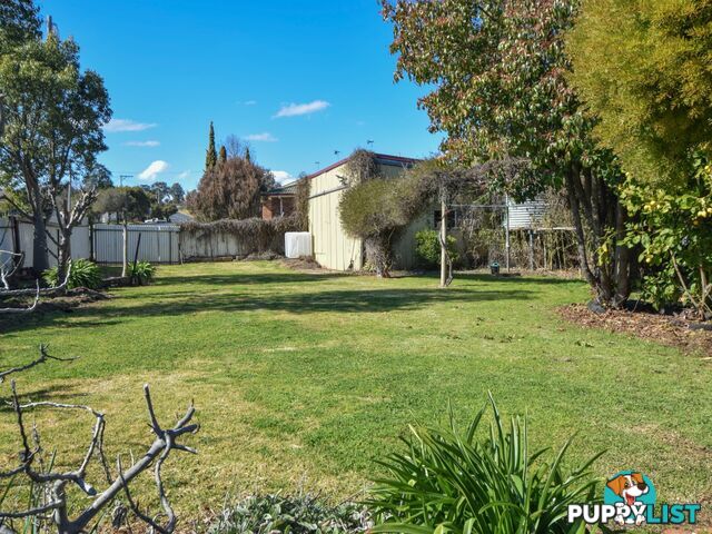 40 McLerie Street YOUNG NSW 2594